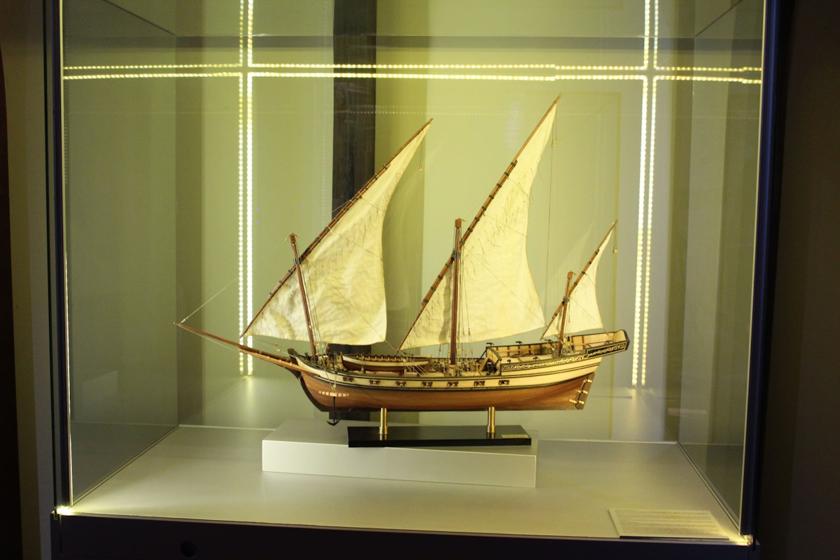 Visita el Museo de Oropesa del Mar durante tus vacaciones con Holiday Med. Entrada principal del Museo de Oropesa del Mar, ubicada en el casco antiguo.